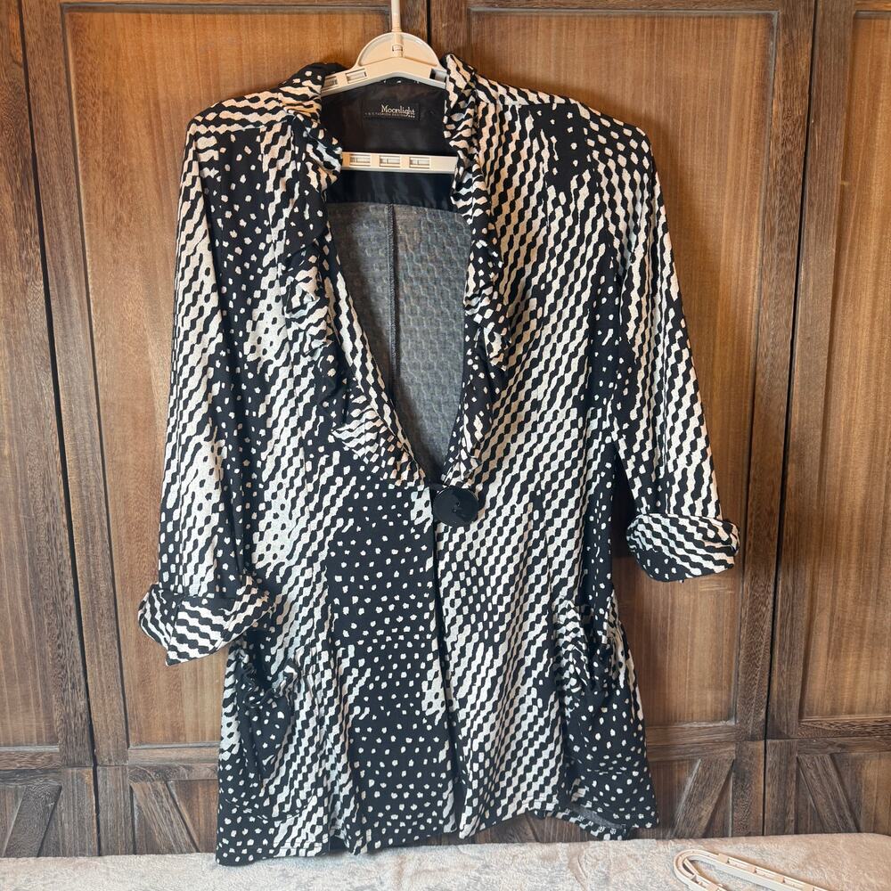 Moonlight Y&S Abstract Zebra Print Jacket Black White Ruffle Collar Button